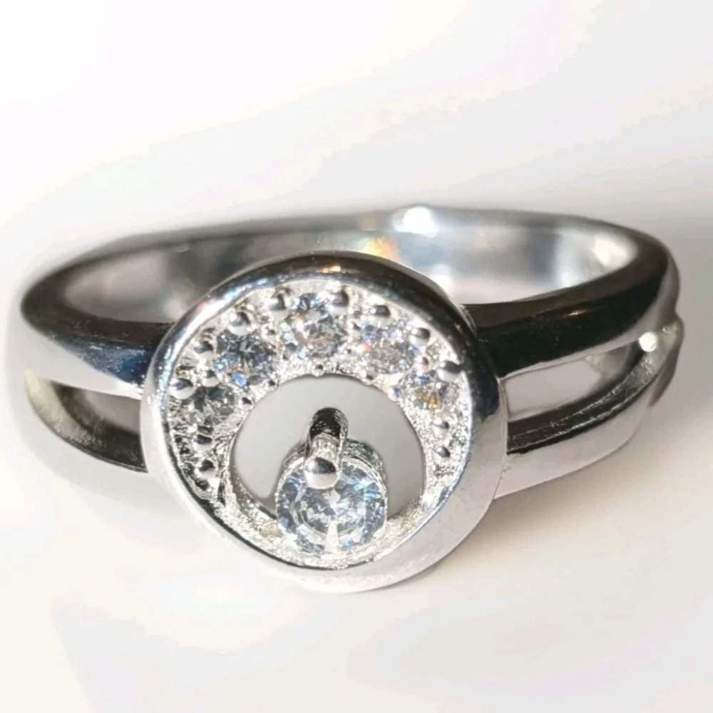Luxury High Quality Unisex 925 Sterling Silver Crystal Crescent Moon Ring sz 8